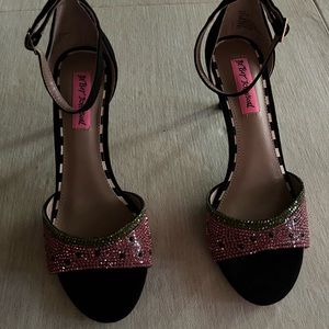 NEW Betsy Johnson Watermelon Shoes ,8